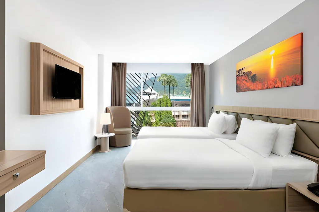 Clarian Hotel Beach Patong